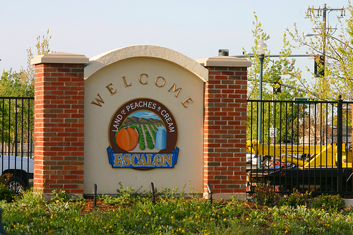 The Land of Peaches and Cream mural in Escalon — cover of WELCOME Escalon, the Escalon California city magazine